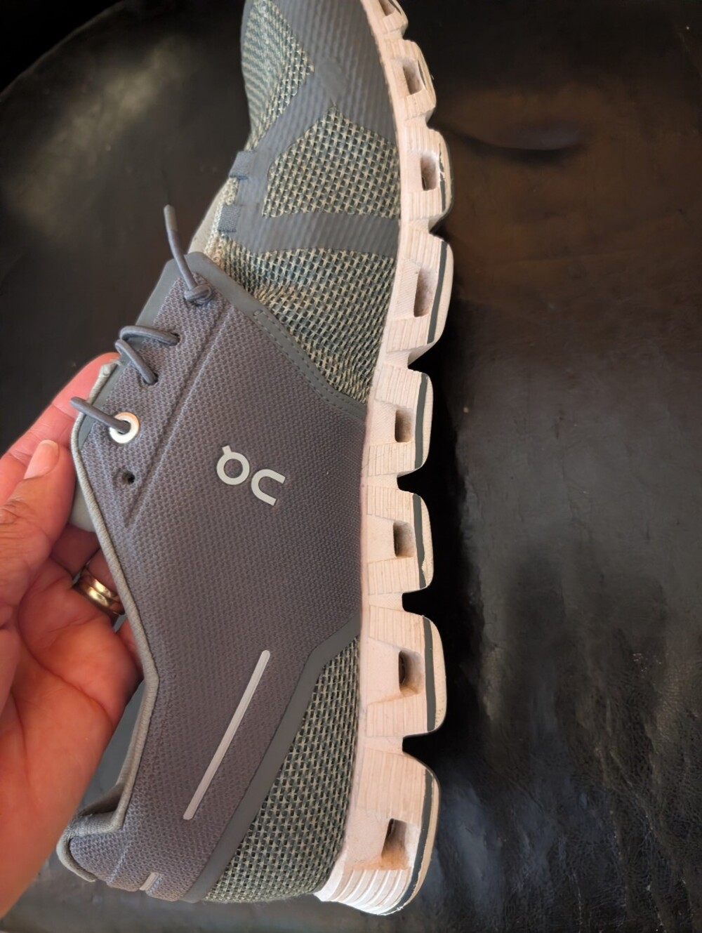 On Running Men's Grey Athletic Cloud-Style Running Shoes M 11.5